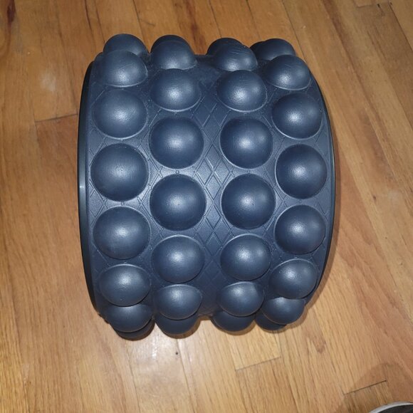 Acumobility Foam Roller & Back Cracker Ultimate Yoga Wheel 11" Height 7" Width - Picture 1 of 6